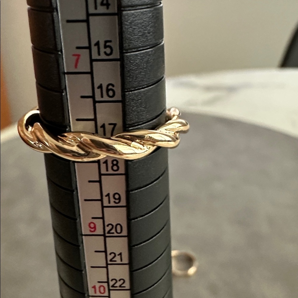 Gold Set/2 Stacking Ringd - Picture 2 of 4